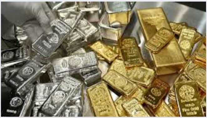 सोने-चांदी की कीमतों में ऐतिहासिक धमाका : पहली बार 3 लाख के पार पहुंची चांदी, सोना भी इतने लाख के नए शिखर पर